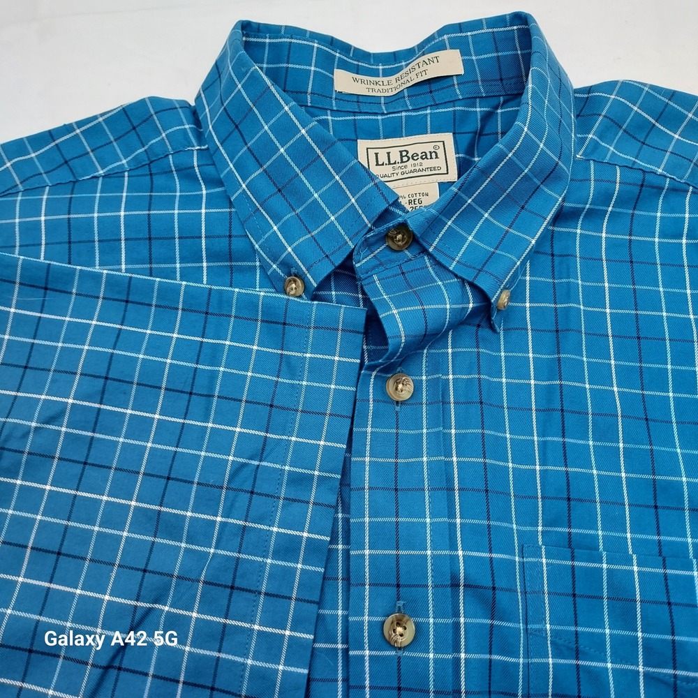 LL Bean Mens Large Blue Grid Wrinkle Resistant Short Sleeve Button Down Shirt